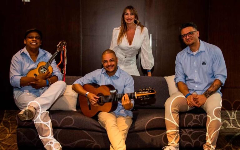 1ª Bienal do Samba SP apresenta show com os classificados da Mostra de Sambas Inéditos 1ª Bienal do Samba SP apresenta show com os classificados da Mostra de Sambas Inéditos