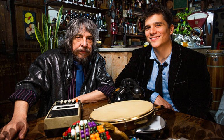 Benito Di Paula e Rodrigo Vellozo apresentam regravação de “Parabéns pra Você”, do Fundo de Quintal Benito Di Paula e Rodrigo Vellozo apresentam regravação de “Parabéns pra Você”, do Fundo de Quintal