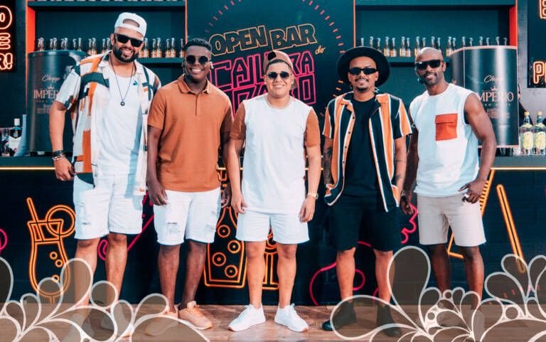 Grupo Caju pra baixo comemora 10 anos e grava Dvd com convidados especiais Grupo Caju pra baixo comemora 10 anos e grava Dvd com convidados especiais