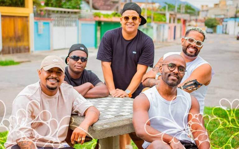 Churrasquinho da Gigóia com os grupos Caju Pra Baixo e Balacobaco Churrasquinho da Gigóia com os grupos Caju Pra Baixo e Balacobaco