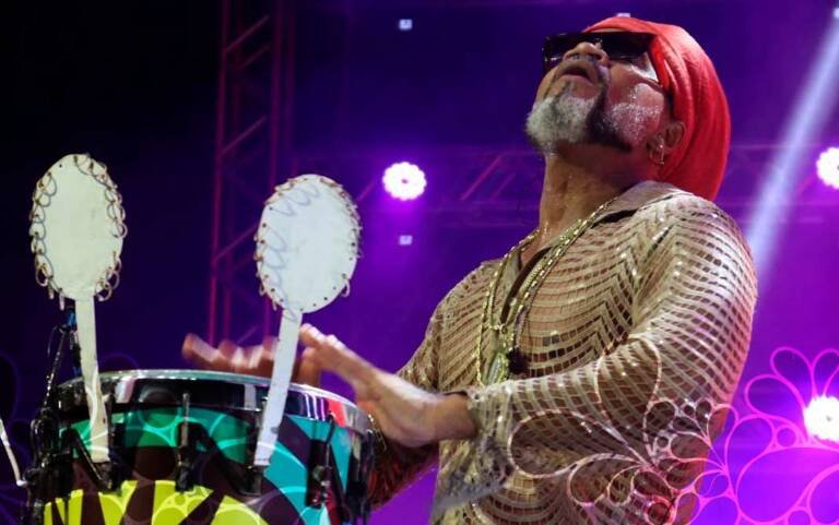 AfroPunk Bahia anuncia os horários dos shows de sua 3ª edição e terá Alcione, Carlinhos Brown e Olodum AfroPunk Bahia anuncia os horários dos shows de sua 3ª edição e terá Alcione, Carlinhos Brown e Olodum