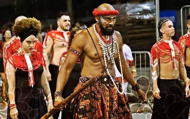 Dragões da Real: Taiguara Nazareth será Exu em desfile sobre a história africana