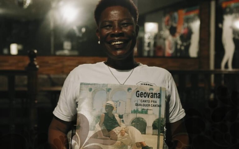 Geovana: Brilho Sol Geovana: Brilho Sol