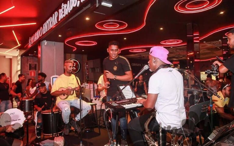 Grupo Representô e MC Arizinho lançam a versão pagode do funk “Mostra Habilidade” Grupo Representô e MC Arizinho lançam a versão pagode do funk “Mostra Habilidade”