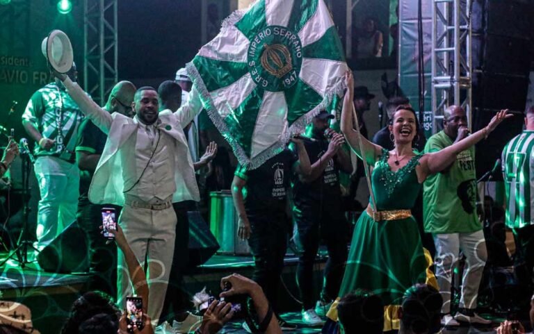 Feijoada Imperial acontece com shows de Arlindinho, Marquinhos Sensação e apresentação dos sambas concorrentes