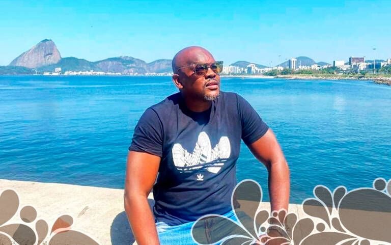 Racismo marca disputa do samba na Mocidade: Intérprete foi atacado online