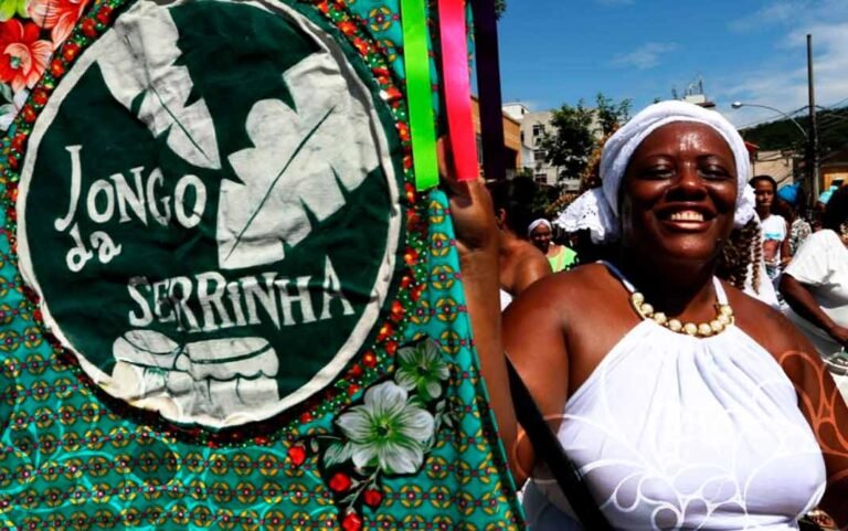 Jongo: Resgatando raízes do povo brasileiro Jongo: Resgatando raízes do povo brasileiro