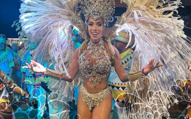 Musa da comunidade: Vizinha Faladeira confirma a permanência da rainha de bateria Kamilla Carvalho