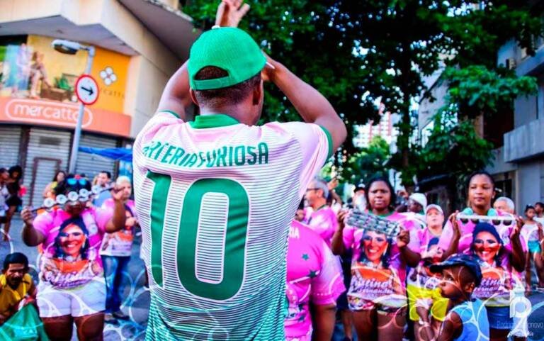 Lins Imperial realiza penúltimo ensaio técnico de rua antes do carnaval Lins Imperial realiza penúltimo ensaio técnico de rua antes do carnaval