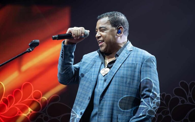 Atemporal: Raça Negra estreia show em São Paulo com ingressos esgotados e show extra Atemporal: Raça Negra estreia show em São Paulo com ingressos esgotados e show extra