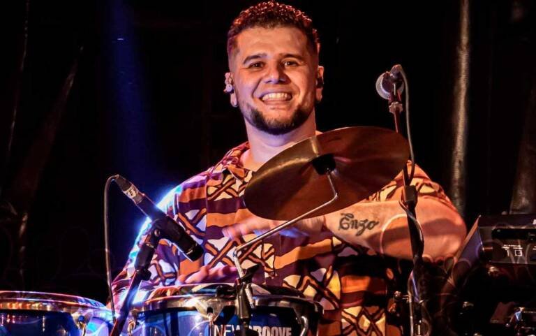 Roda de enredo com o mestre Macaco Branco no Teatro Rival Petrobras