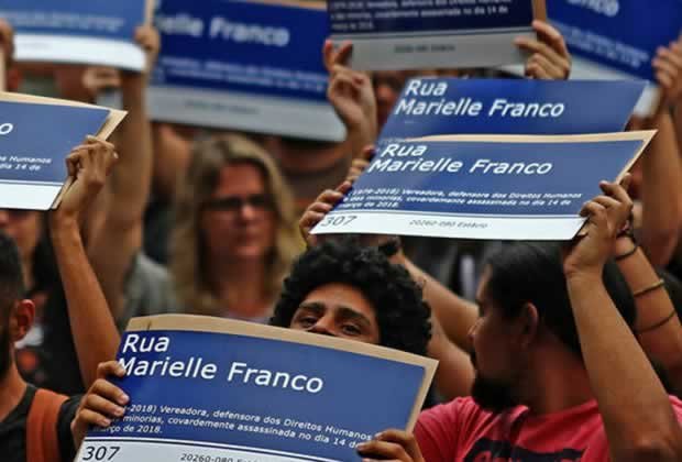 Marielle Franco “Presente” no desfile da Mangueira – Carnaval 2019