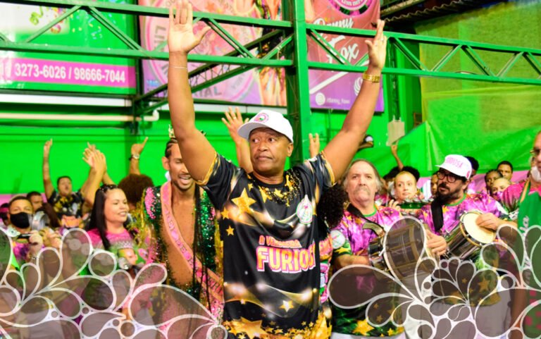 Lins Imperial inicia seus ensaios de bateria sob comando de mestre Átila Lins Imperial inicia seus ensaios de bateria sob comando de mestre Átila