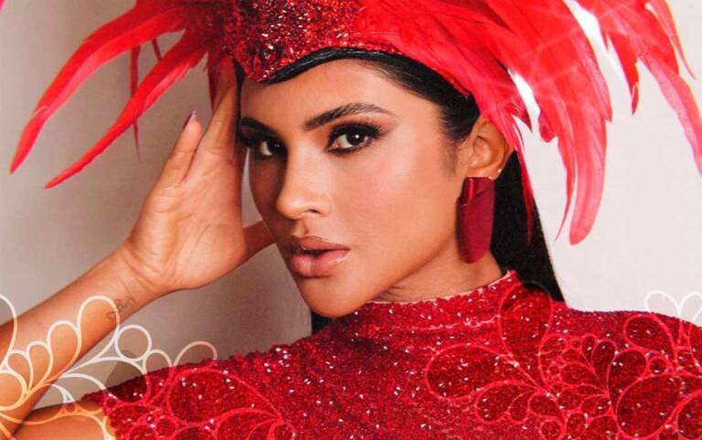 Mileide Mihaile deslumbra no ensaio da Grande Rio com look exclusivo de 130 Mil cristais