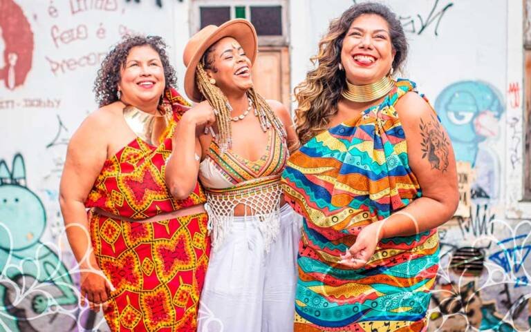 As Mulheres da Pequena África, uma roda de samba raiz e empoderada que acontece na Pedra do Sal