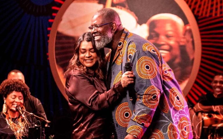 Péricles apresenta série Voz da Consciência no Canal Bis