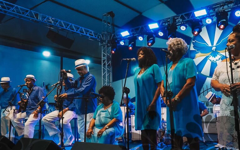 Portela celebra 103 anos com feijoada e apresentação oficial da equipe do Carnaval 2027