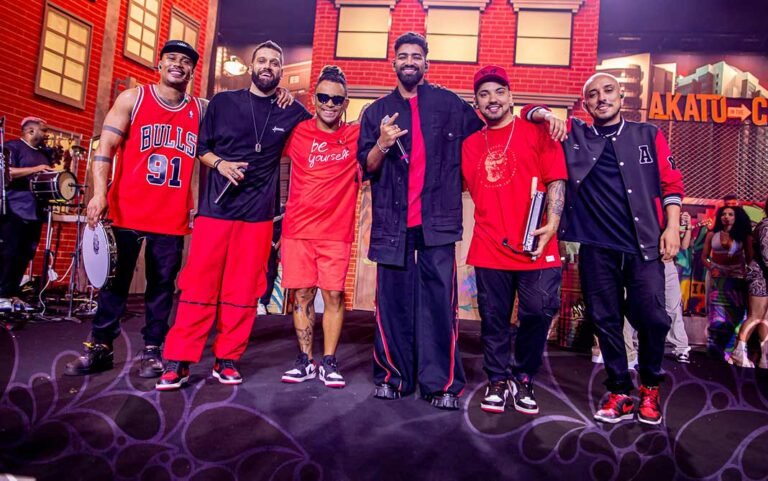 Akatu celebra 25 milhões de plays no hit “Chá de Cama” no Spotify