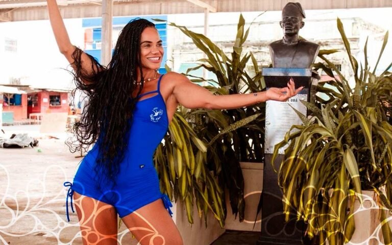 Beija-flor 2026: Musa de Nilópolis, Sávia David visita Santo Amaro e se encanta com o Bembé do mercado Beija-flor 2026: Musa de Nilópolis, Sávia David visita Santo Amaro e se encanta com o Bembé do mercado