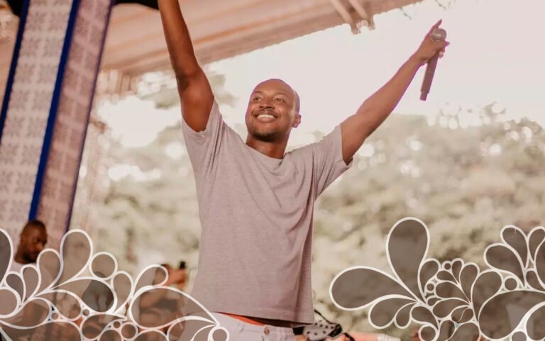 Uhuu… Nova Iguaçu! Shopping recebe shows de Thiaguinho e Luan Santana Uhuu… Nova Iguaçu! Shopping recebe shows de Thiaguinho e Luan Santana