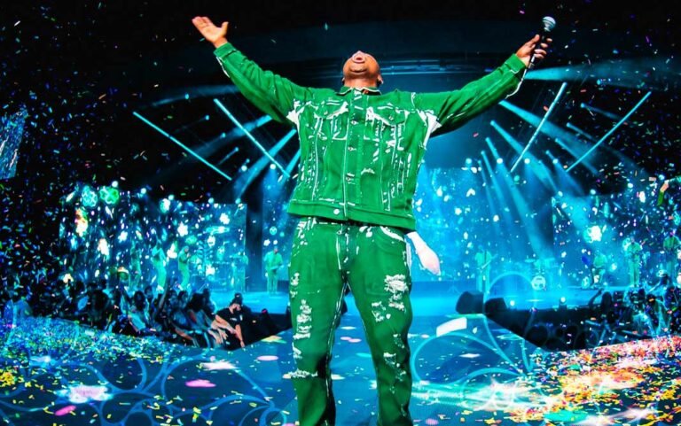 Thiaguinho fala sobre relação com grandes nomes do samba: “O mais legal de tudo é ter o respeito desses caras, é muito gratificante”