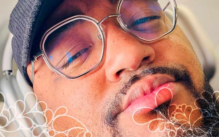 Tiee lança “Subúrbio no Engenhão, Vol 1 (Ao Vivo)” em todos os aplicativos de música Tiee lança “Subúrbio no Engenhão, Vol 1 (Ao Vivo)” em todos os aplicativos de música