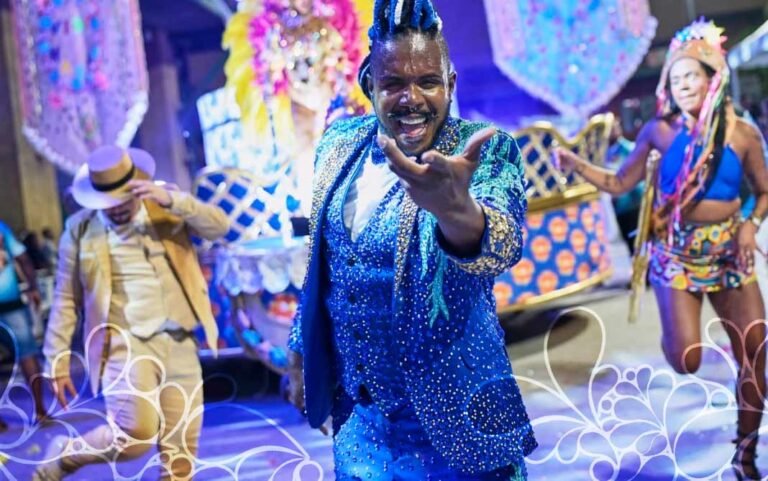 Wallace Guedes estreia como muso da Acadêmicos de Niterói na Cidade do Samba