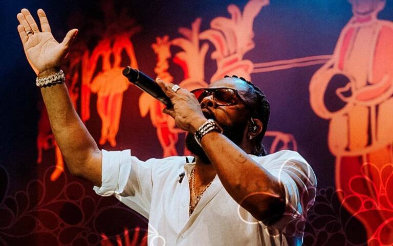 Turnê “Xande Canta Caetano” ganha data extra no Rio de Janeiro.